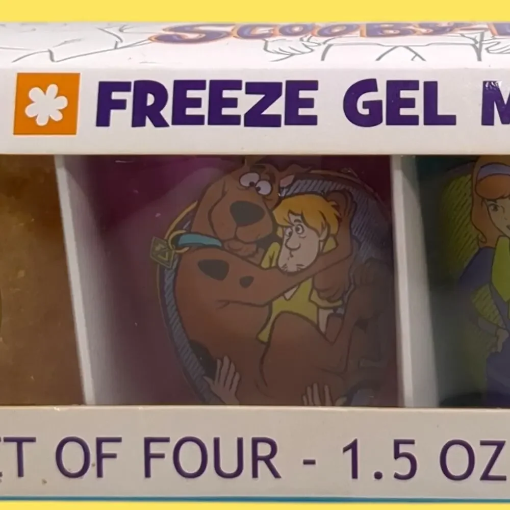 Scooby Doo Mini Shot Glass Plastic Freeze Gel Cups 1.5 oz 4pc Shaggy